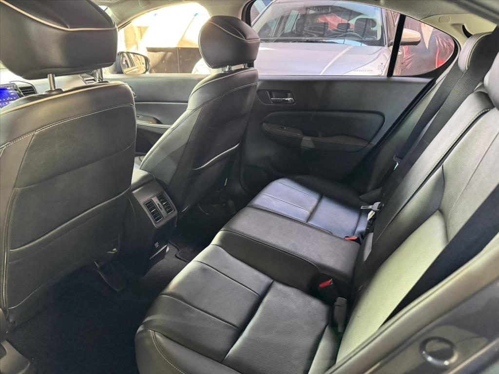 Honda-CITY-1.5 i-VTEC FLEX HATCH TOURING CVT