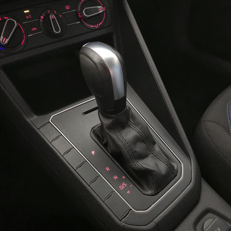 NIVUS 1.0 200 TSI TOTAL FLEX COMFORTLINE AUTOMÁTICO8