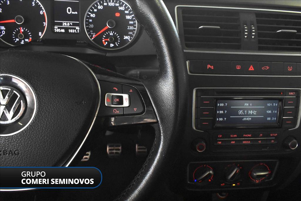 CROSSFOX 1.6 MI FLEX 8V 4P MANUAL13