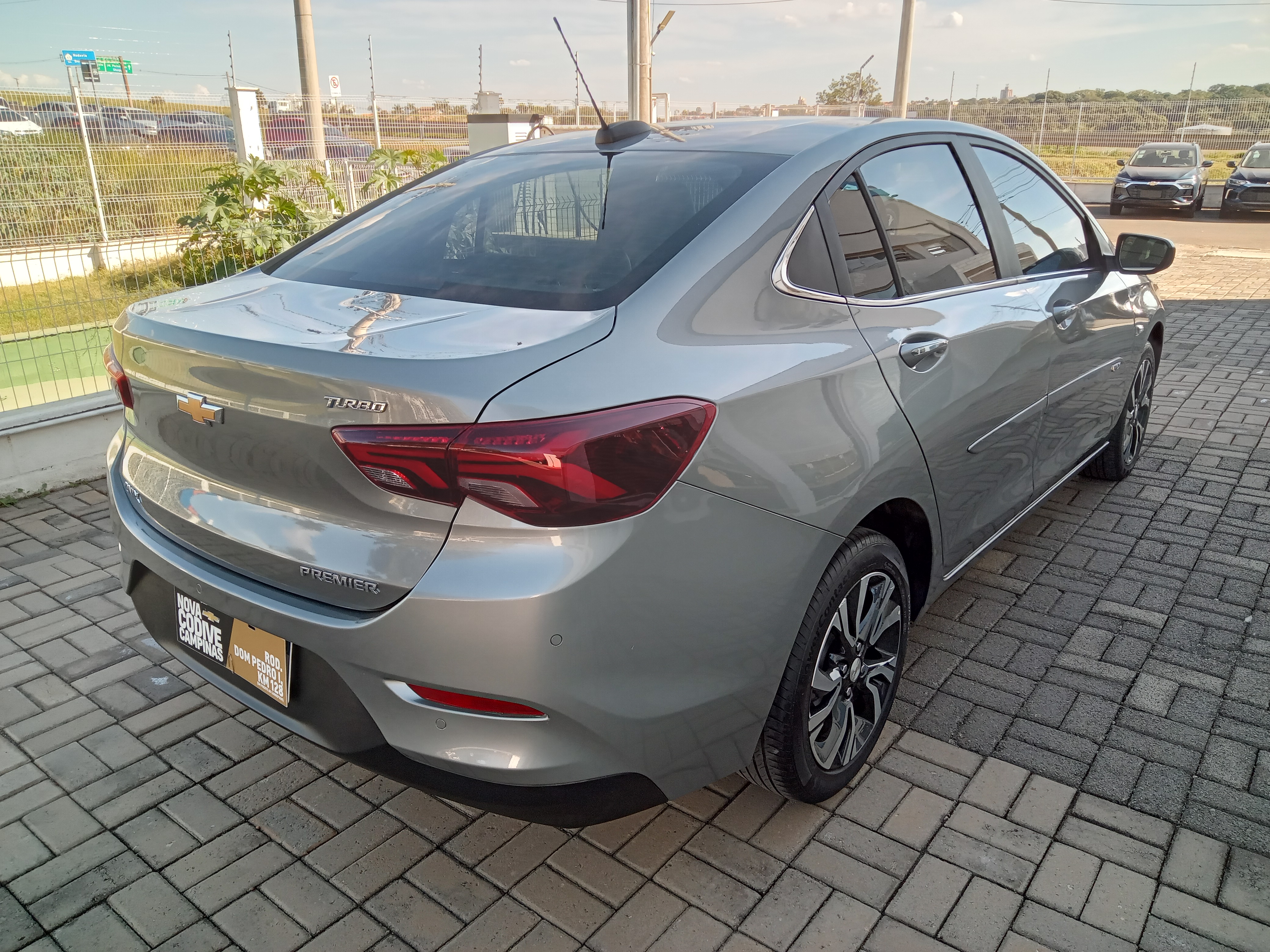 ONIX 1.0 TURBO FLEX PREMIER AUTOMÁTICO2