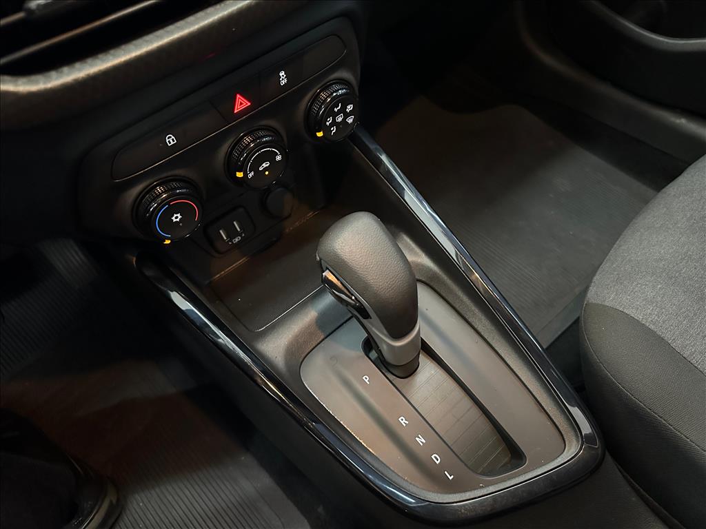 ONIX 1.0 TURBO FLEX PREMIER AUTOMÁTICO10