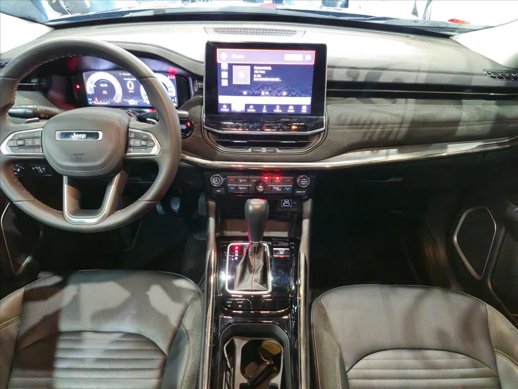 COMMANDER 1.3 T270 TURBO FLEX LIMITED AT69