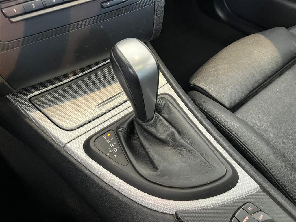 130i 3.0 SPORT HATCH 24V GASOLINA 4P AUTOMÁTICO14