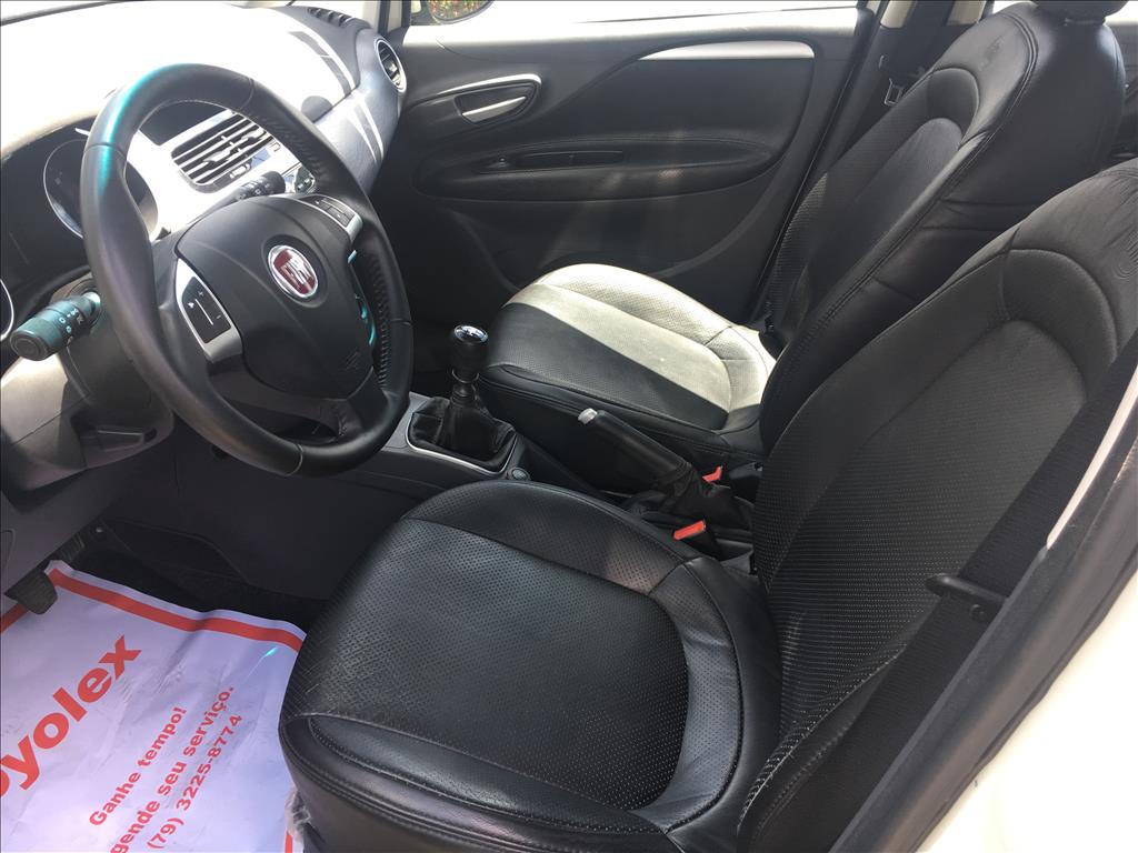 PUNTO 1.4 ATTRACTIVE 8V FLEX 4P MANUAL