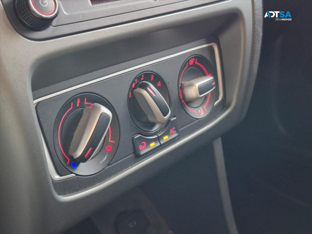 VOLKSWAGEN FOX 1.6 MSI TOTAL FLEX XTREME 4P MANUAL