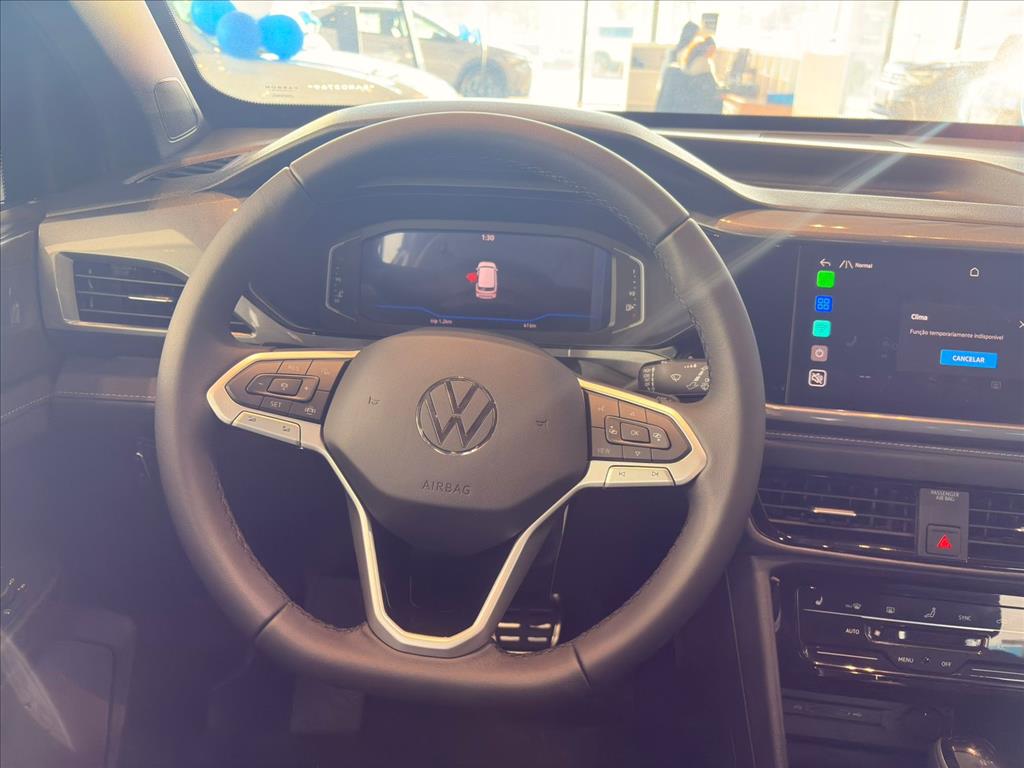 TAOS 1.4 250 TSI TOTAL FLEX HIGHLINE AUTOMÁTICO8