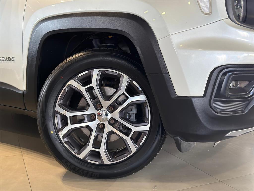 RENEGADE 1.3 T270 TURBO FLEX LONGITUDE AT61