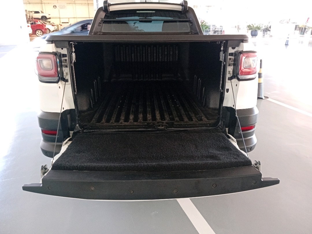 Fiat-STRADA-1.3 FIREFLY FLEX FREEDOM CS MANUAL