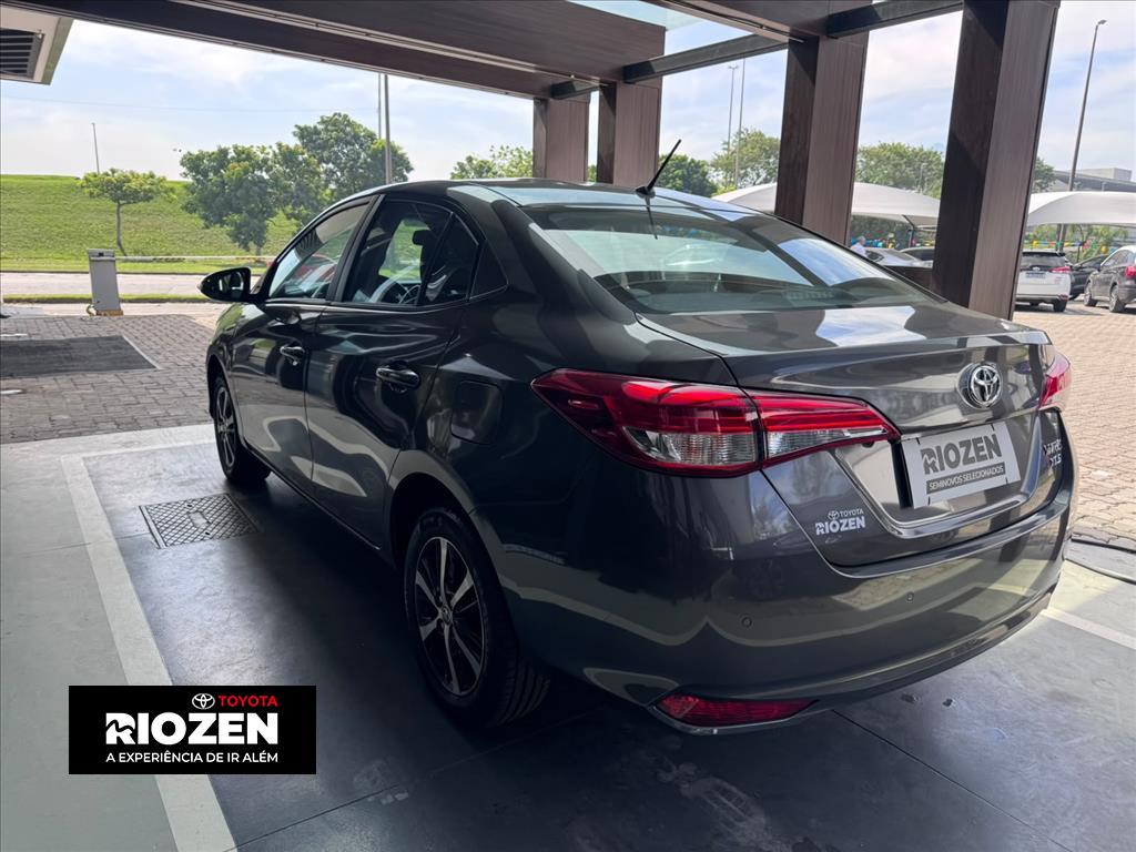 YARIS 1.5 16V FLEX SEDAN XLS CONNECT MULTIDRIVE2