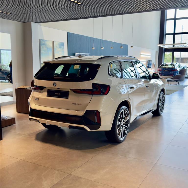 X1 2.0 16V TURBO GASOLINA SDRIVE20I M SPORT STEPTRONIC5