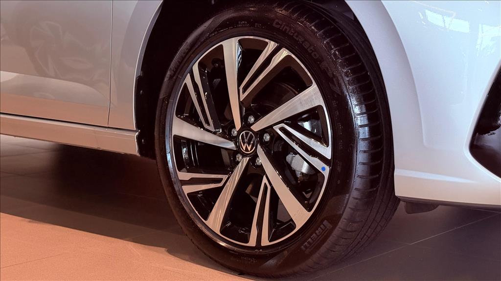 VIRTUS 1.0 200 TSI HIGHLINE AUTOMÁTICO6