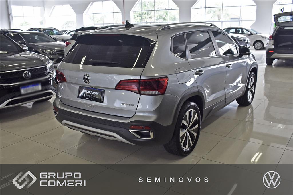 TAOS 1.4 250 TSI TOTAL FLEX HIGHLINE AUTOMÁTICO1