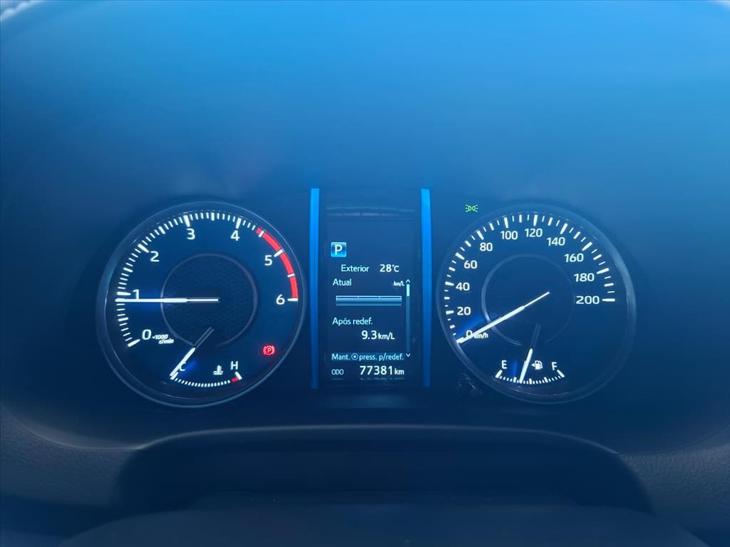 HILUX SW4 2.8 D-4D TURBO DIESEL SRX 4X4 AUTOMÁTICO11