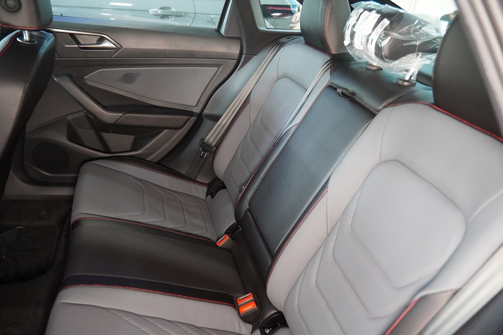 JETTA 2.0 350 TSI GASOLINA GLI DSG10