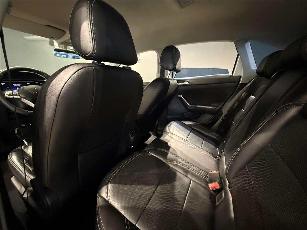 NIVUS 1.0 200 TSI TOTAL FLEX COMFORTLINE AUTOMÁTICO9