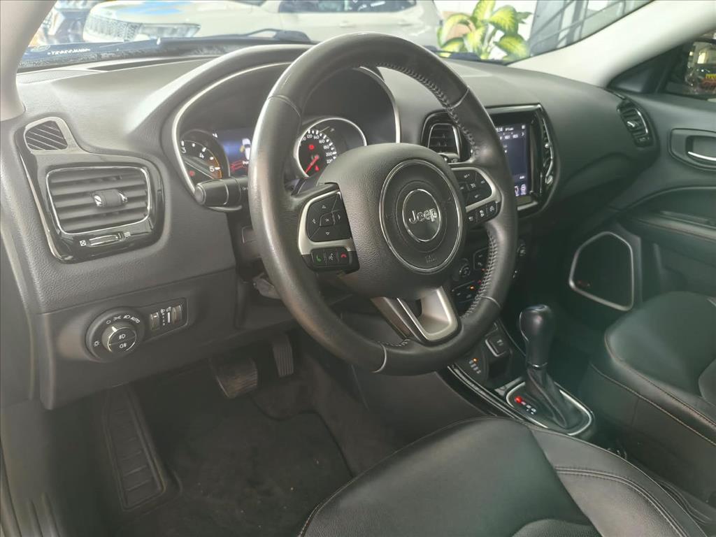 COMPASS 2.0 16V DIESEL LIMITED 4X4 AUTOMÁTICO5