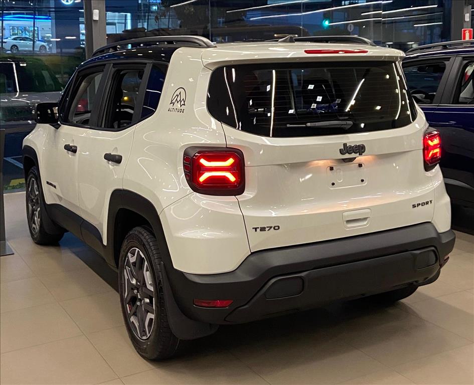 RENEGADE 1.3 T270 TURBO FLEX ALTITUDE AT61