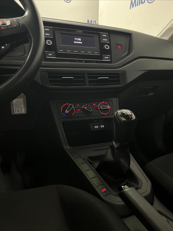 POLO 1.0 MPI TRACK MANUAL10