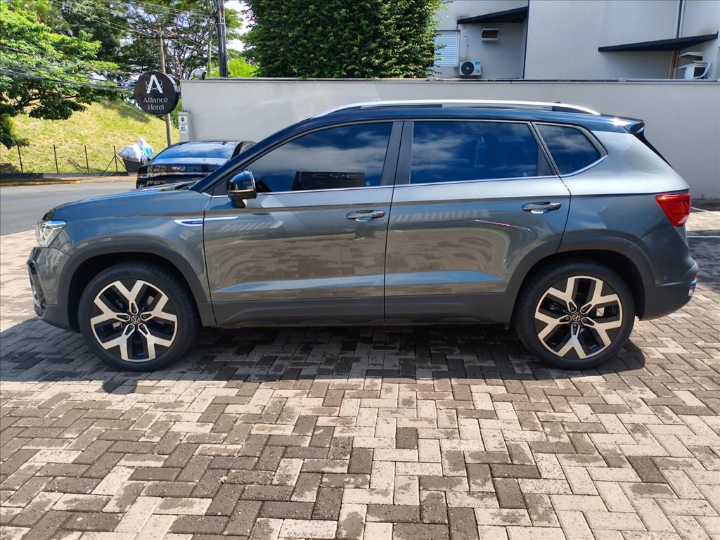 TAOS 1.4 250 TSI TOTAL FLEX HIGHLINE AUTOMÁTICO8