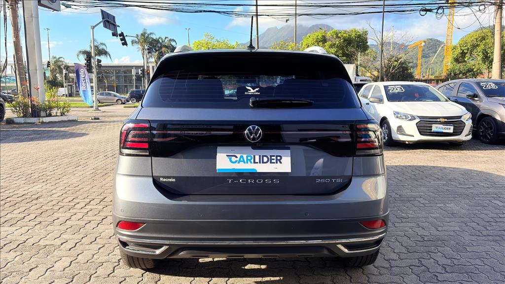 T-CROSS 1.4 250 TSI TOTAL FLEX HIGHLINE AUTOMÁTICO3