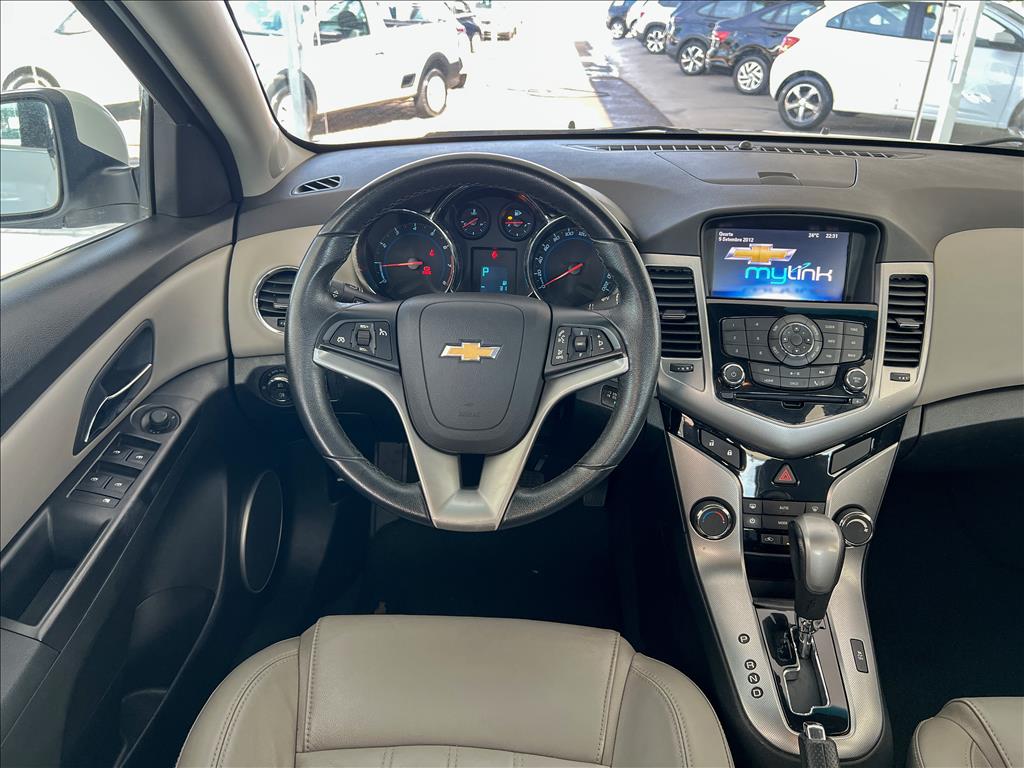 CRUZE 1.8 LTZ 16V FLEX 4P AUTOMÁTICO10 CRUZE 1.8 LTZ 16V FLEX 4P AUTOMÁTICO10