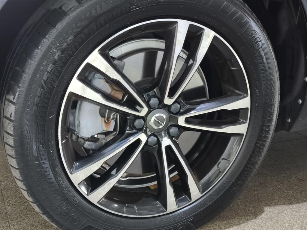 XC60 2.0 T8 HYBRID MOMENTUM AWD GEARTRONIC12