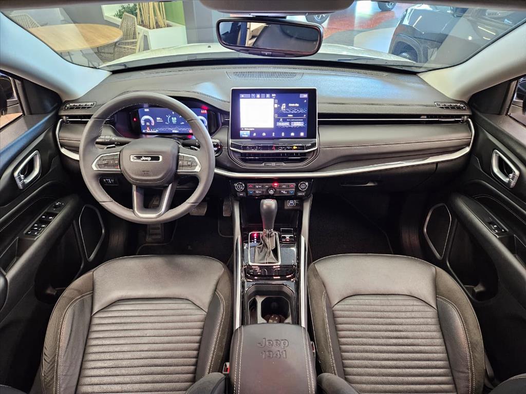 COMMANDER 1.3 T270 TURBO FLEX LONGITUDE AT66