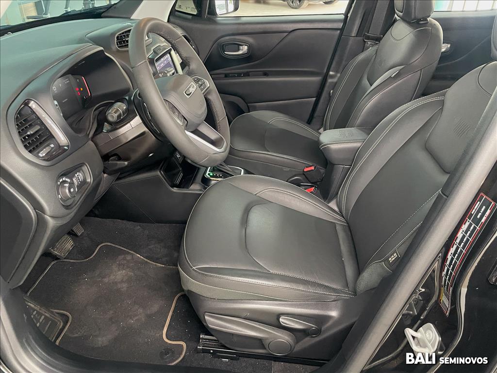 RENEGADE 1.3 T270 TURBO FLEX SAHARA AT611