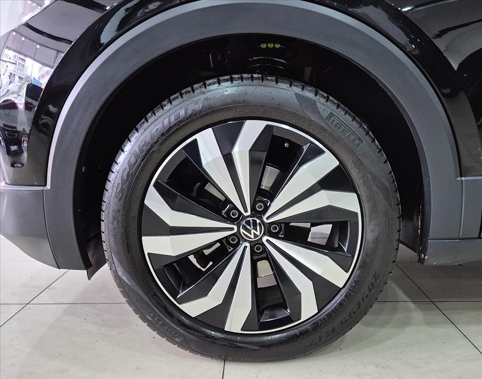 Volkswagen-T-CROSS-1.0 200 TSI TOTAL FLEX COMFORTLINE AUTOMÁTICO