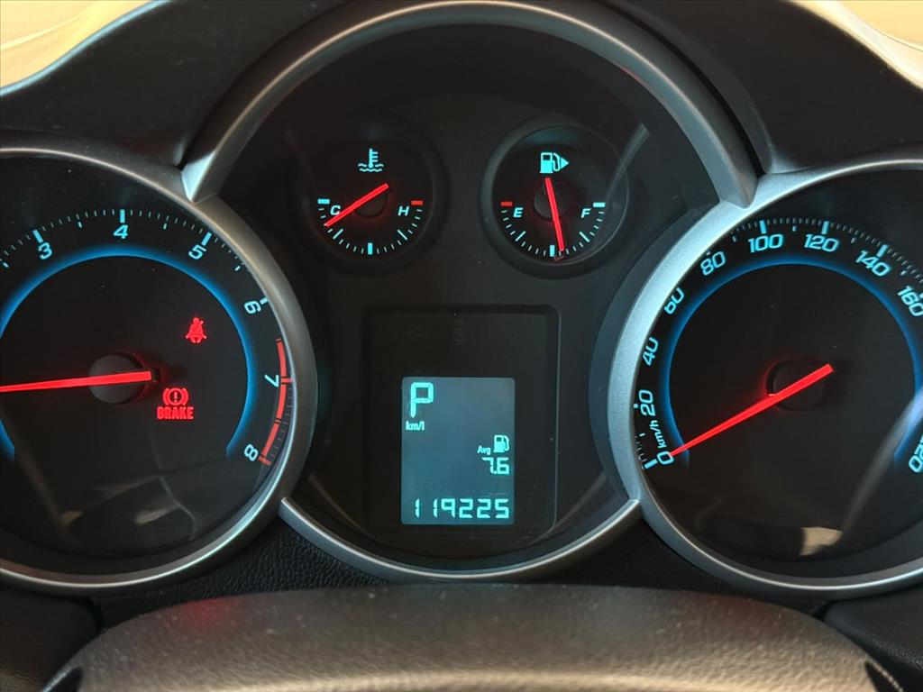 CRUZE 1.8 LT 16V FLEX 4P MANUAL3