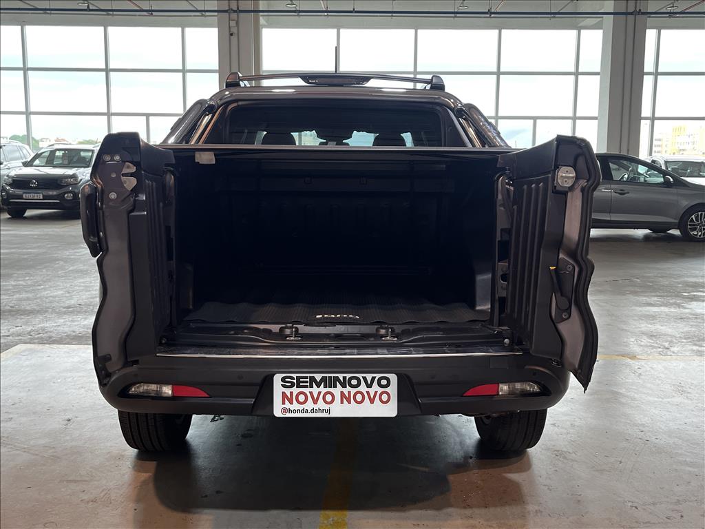TORO 1.3 TURBO 270 FLEX FREEDOM AT67