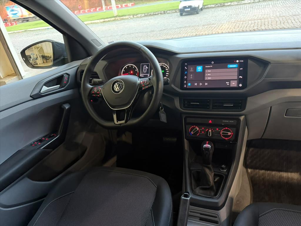 T-CROSS 1.0 200 TSI TOTAL FLEX AUTOMÁTICO10