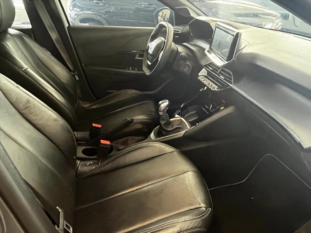 Peugeot-208-1.0 FIREFLY FLEX STYLE MANUAL