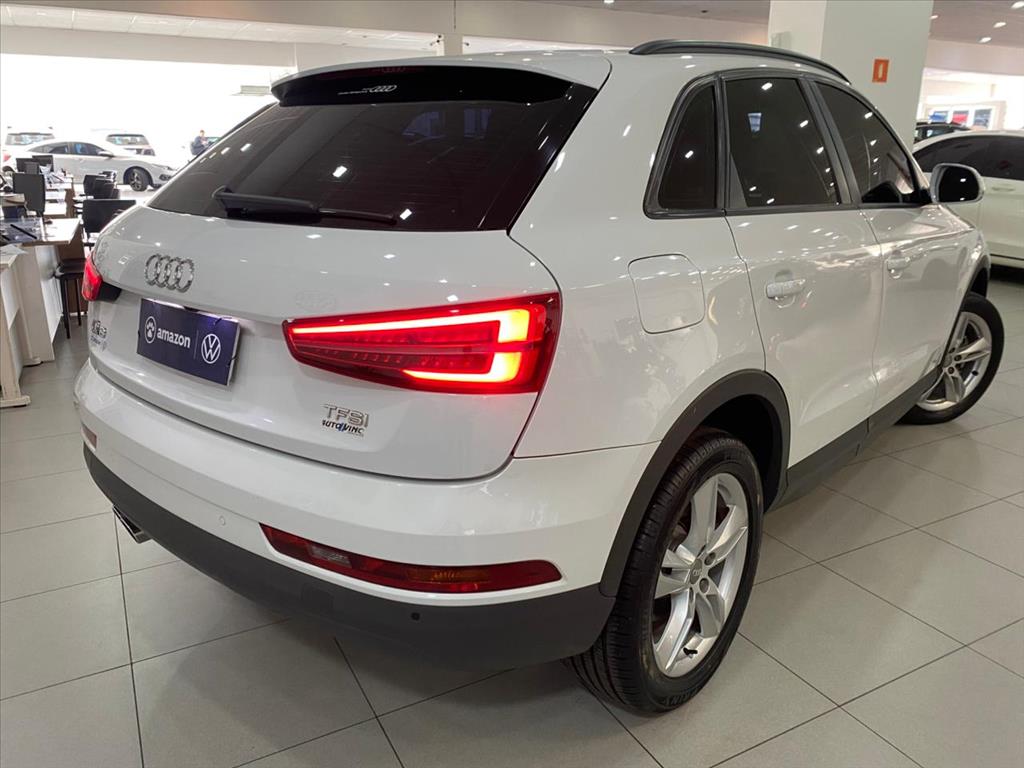 Q3 1.4 TFSI AMBIENTE GASOLINA 4P S TRONIC
