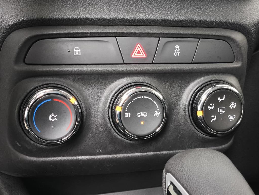 TRACKER 1.0 TURBO FLEX LTZ AUTOMÁTICO13