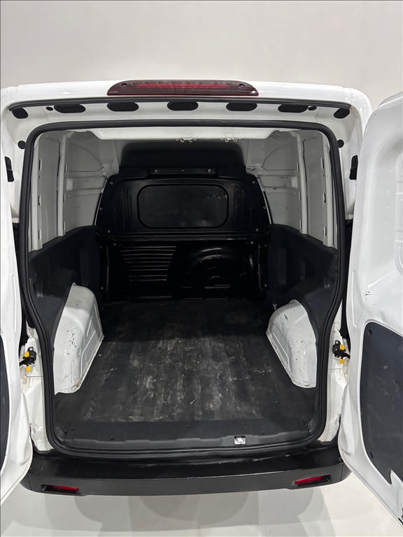 PEUGEOT PARTNER RAPID 1.4 EVO FLEX BUSINESS PACK MANUAL-10 - Paraná Veículos Campinas - Veículos novos e seminovos com qualidade e procedência - 0