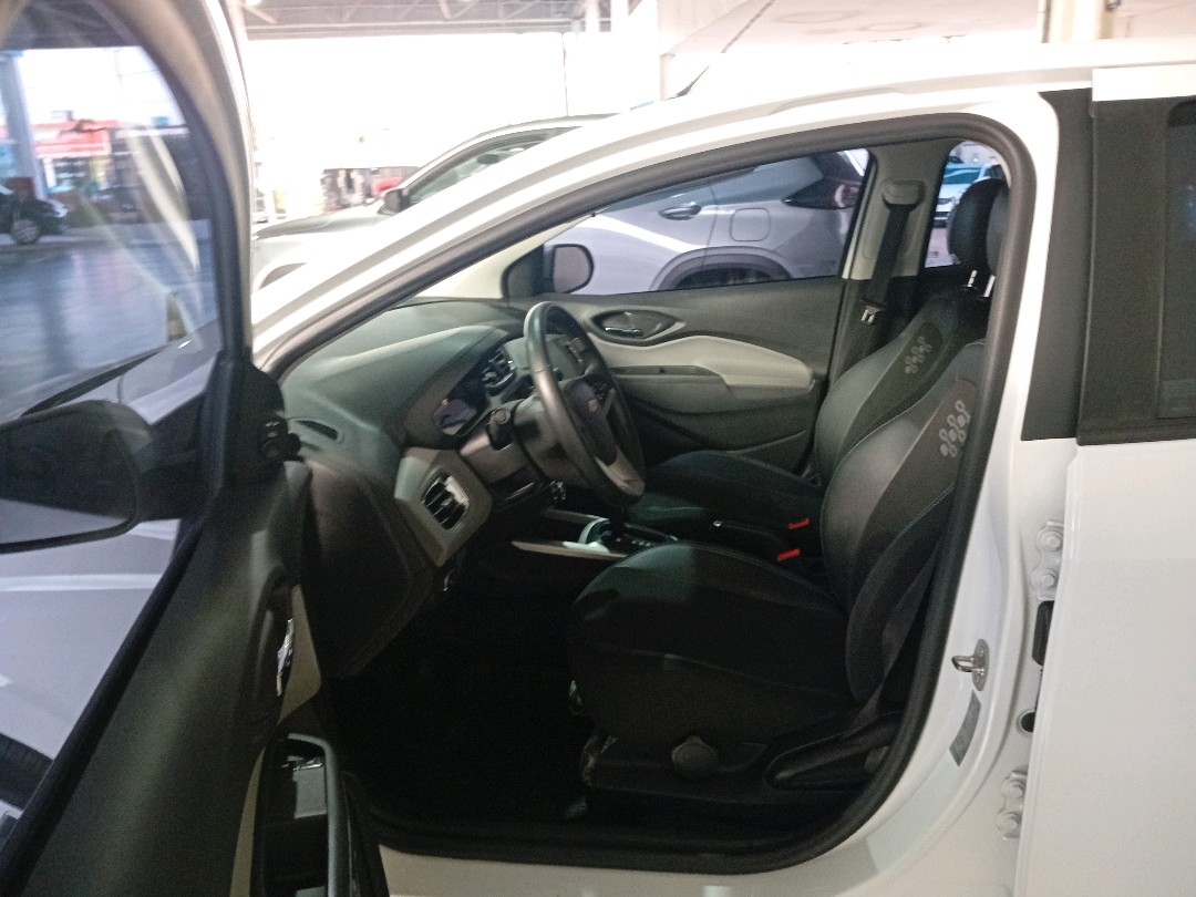 Chevrolet Onix 1.4 Mpfi LT 8V Flex 4P Automático - foto 10