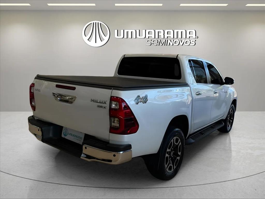 HILUX 2.8 D-4D TURBO DIESEL CD SRX 4X4 AUTOMÁTICO2