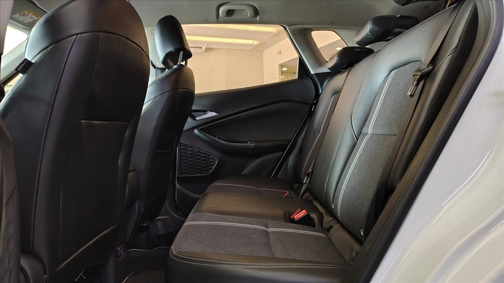 TRACKER 1.0 TURBO FLEX LTZ AUTOMÁTICO15