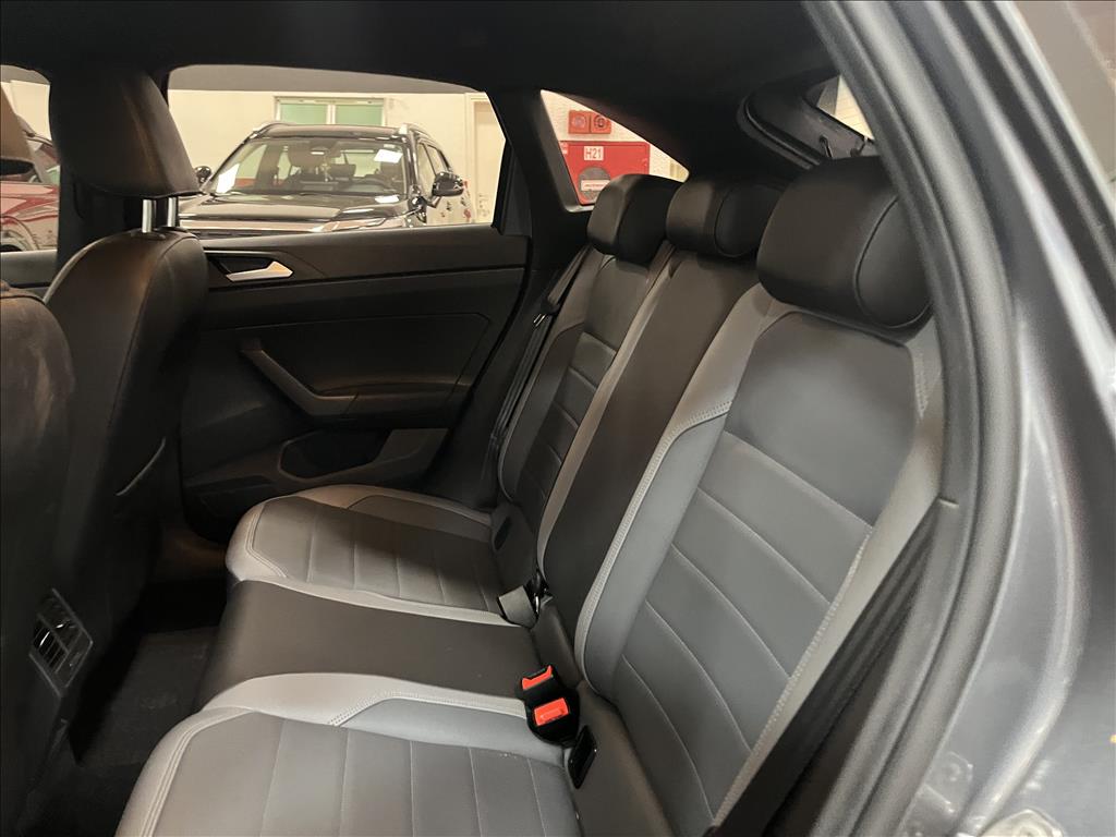 NIVUS 1.0 200 TSI TOTAL FLEX HIGHLINE AUTOMÁTICO13