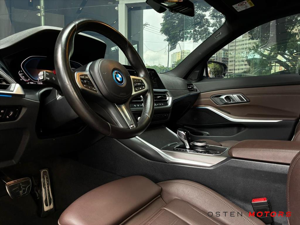 BMW-330e-2.0 16V TURBO HÍBRIDO M SPORT AUTOMÁTICO