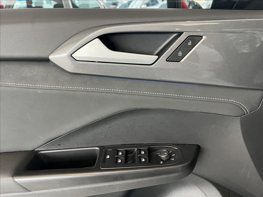 TAOS 1.4 250 TSI TOTAL FLEX HIGHLINE AUTOMÁTICO16