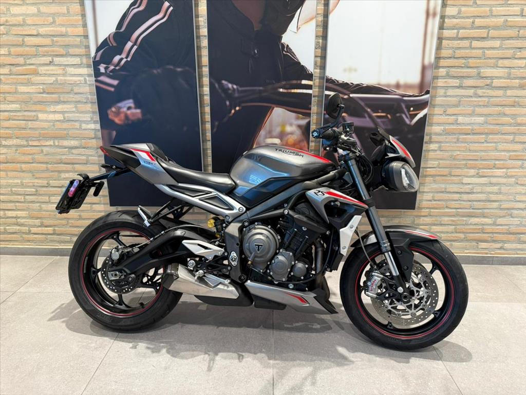 TRIUMPH-STREET-TRIPLE 765 RS