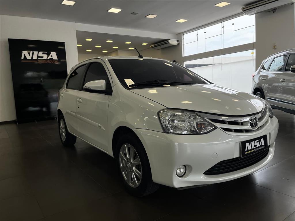 ETIOS 1.5 XLS 16V FLEX 4P AUTOMÁTICO