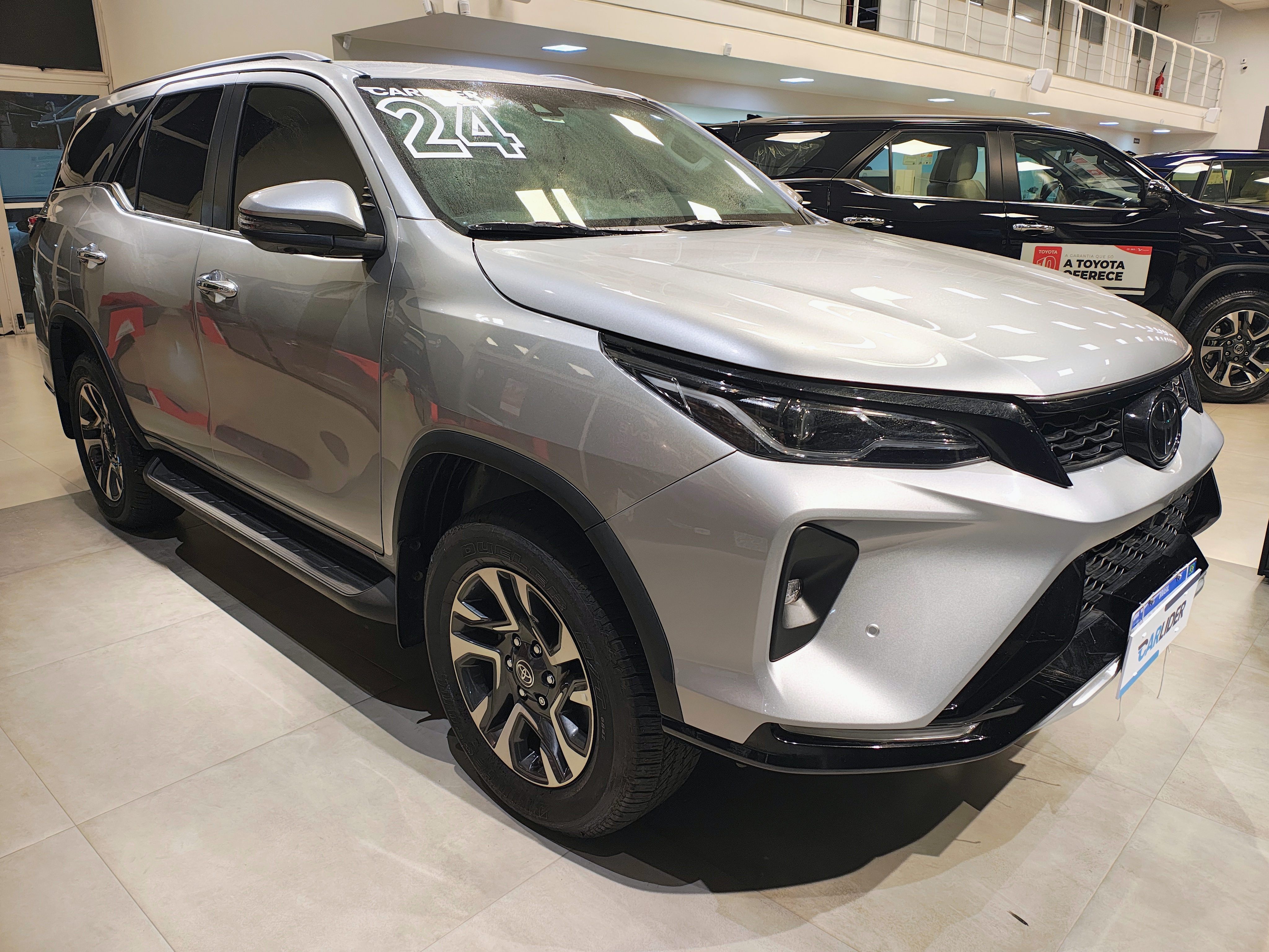 HILUX SW4 2.8 D-4D TURBO DIESEL SRX PLATINUM 7L 4X4 AUTOMÁTICO2