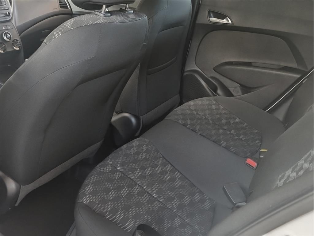 HB20 1.6 COMFORT PLUS 16V FLEX 4P MANUAL6