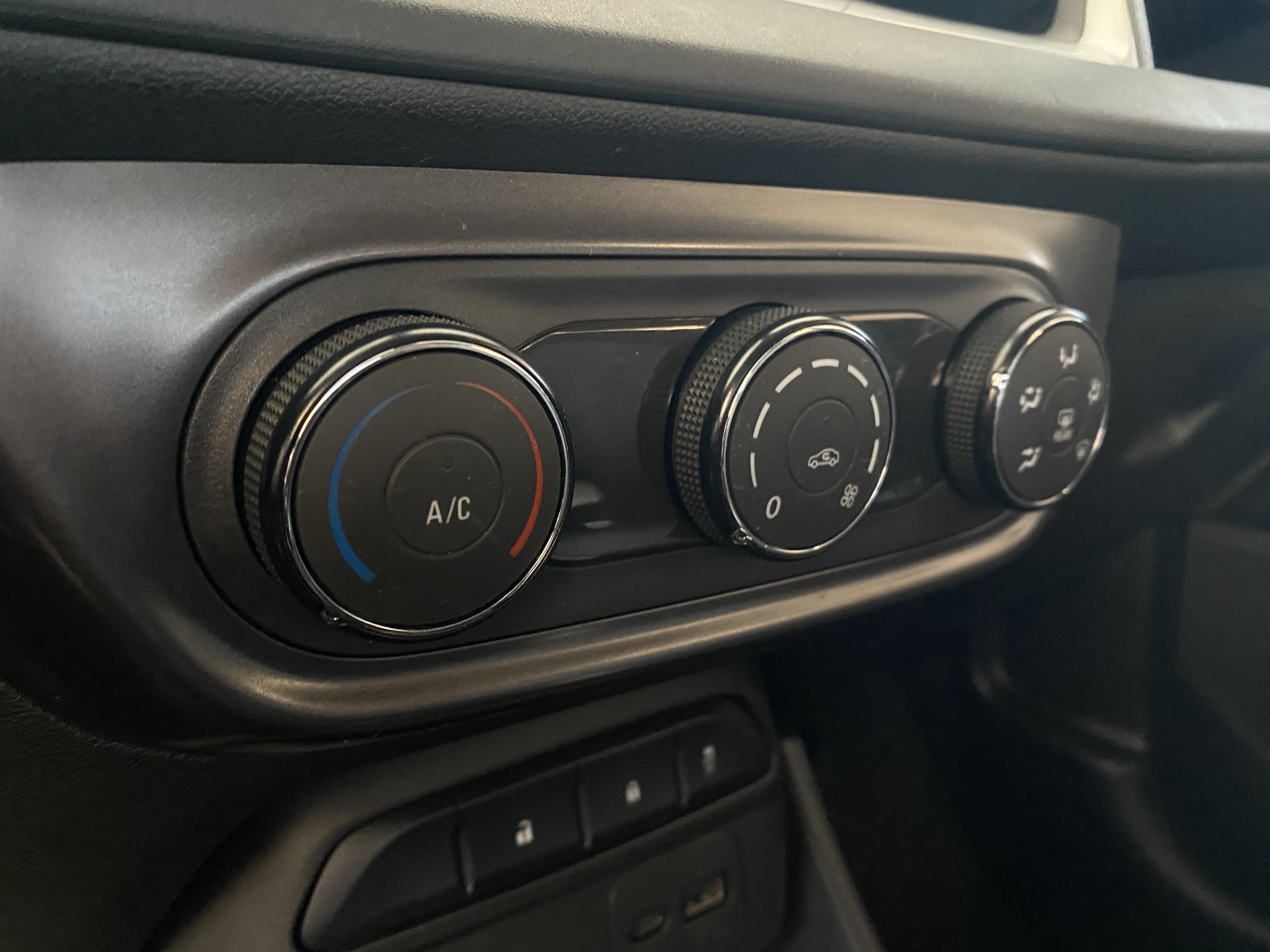 SPIN 1.8 LT 8V FLEX 4P AUTOMÁTICO8