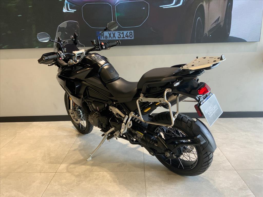 TRIUMPH-TIGER-1200 BLACK EDITION