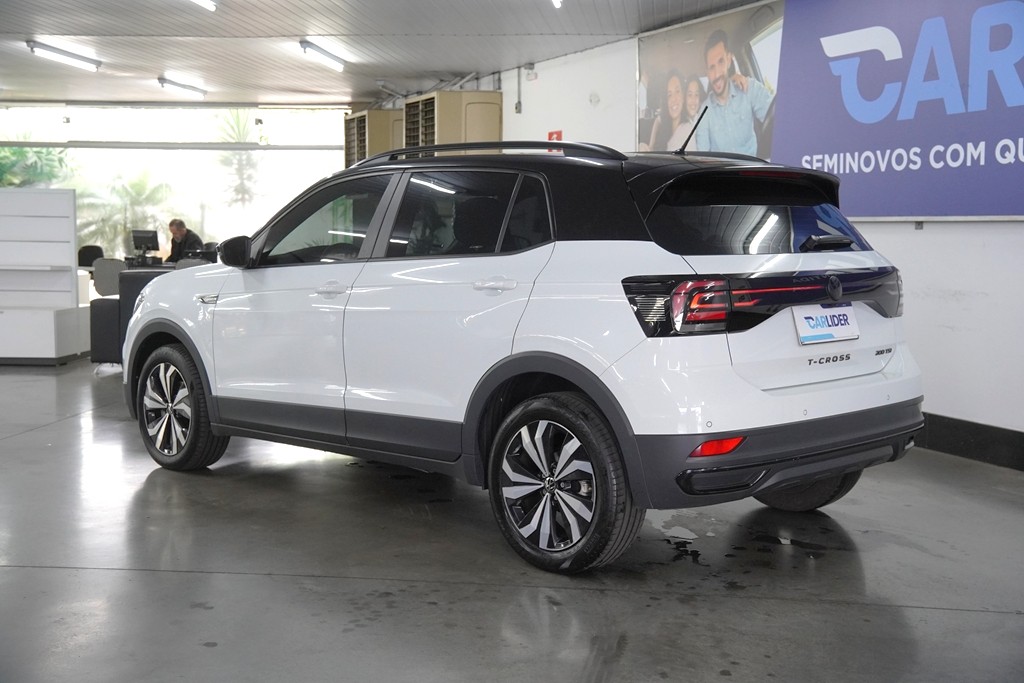 T-CROSS 1.0 200 TSI TOTAL FLEX COMFORTLINE AUTOMÁTICO5