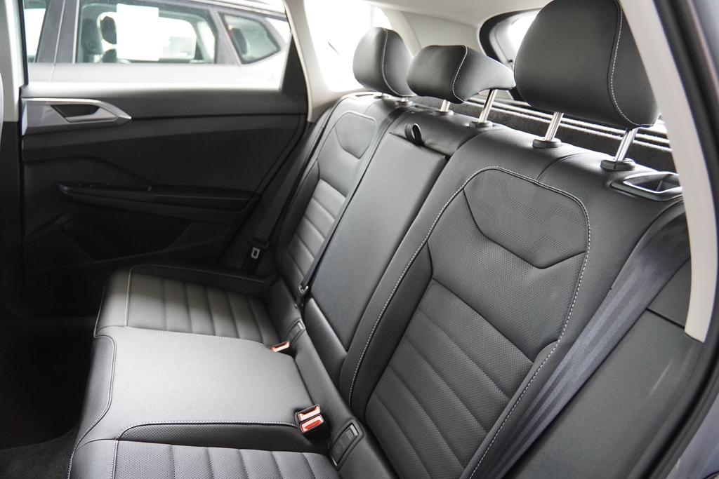 TAOS 1.4 250 TSI TOTAL FLEX HIGHLINE AUTOMÁTICO9